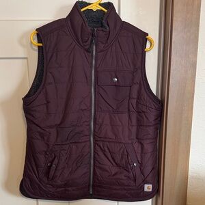 Carhartt Women's Quilted Vest reversible- Rich Burgundy